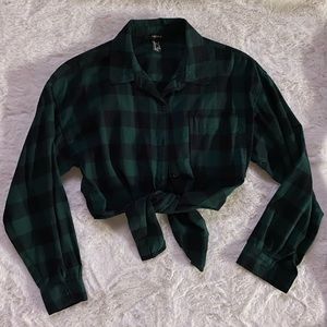 Forever 21 Plaid Cropped LS Shirt